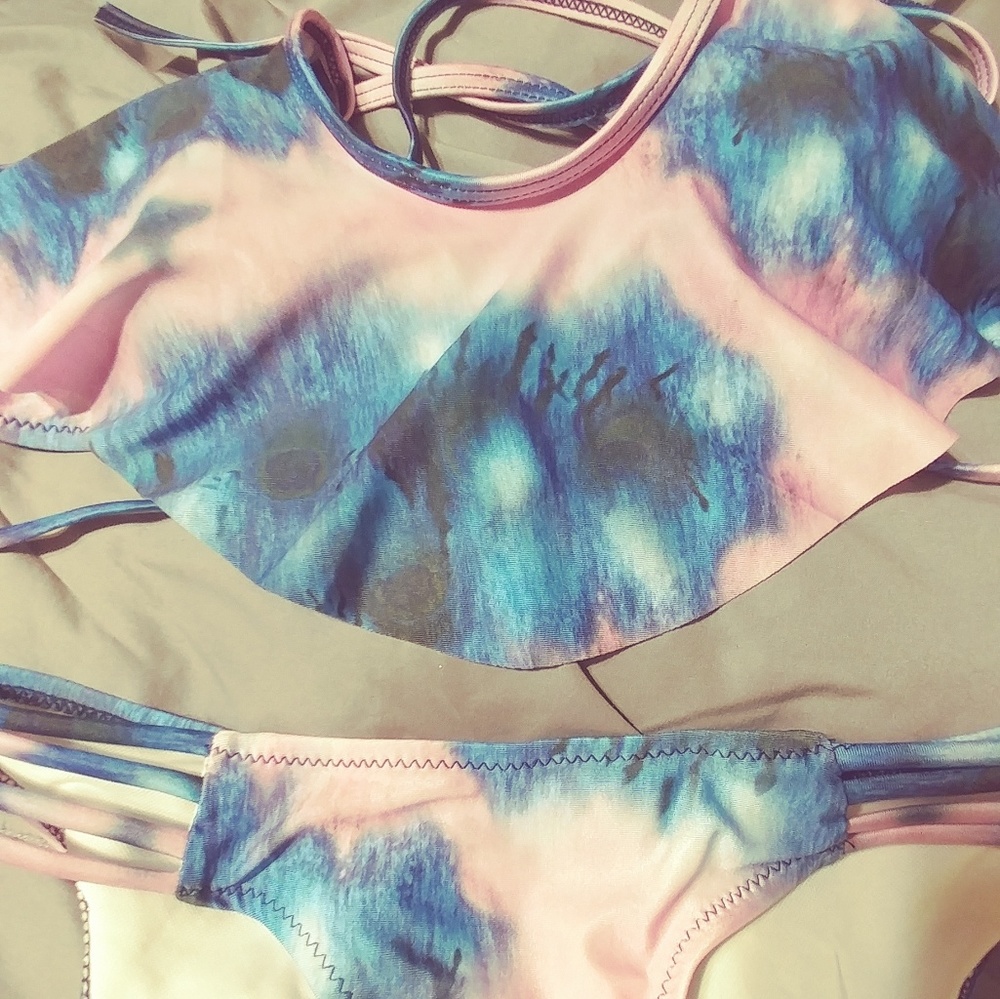 Swim suit